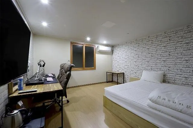 Motel Sasang J