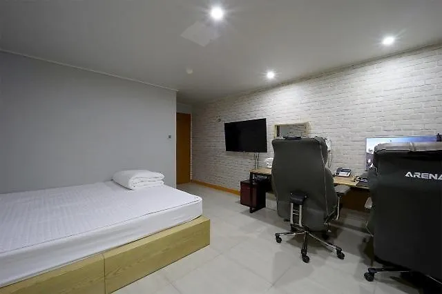 Motel Sasang J *