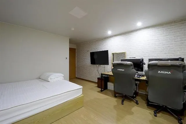 Motel Sasang J