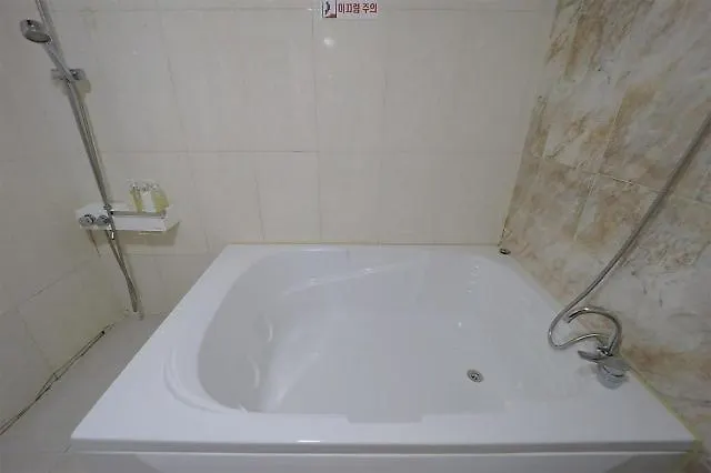 Motel Sasang J *