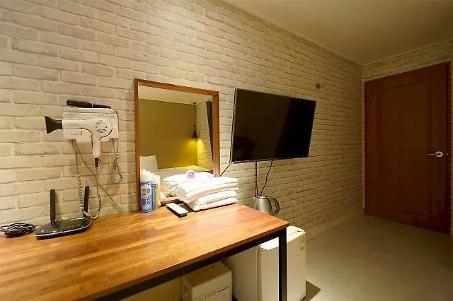 Motel Sasang J