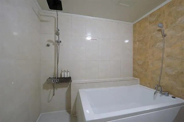 Motel Sasang J