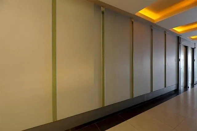 Sasang J Motel *